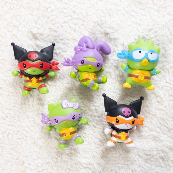 McDonald’s Sanrio Hello Kitty x TMNT Happy Meal Toys - Picture 2 of 5